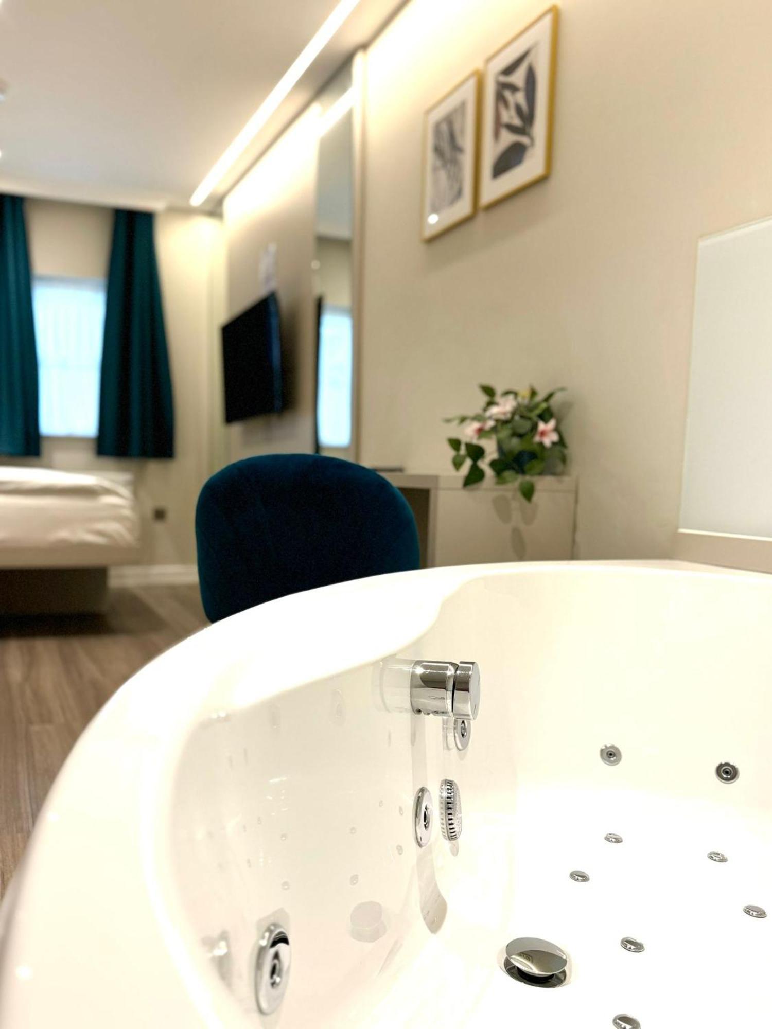 Nox Richmond Aparthotel Richmond  Kültér fotó
